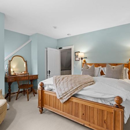 Red Clover Inn Mendon Extérieur photo