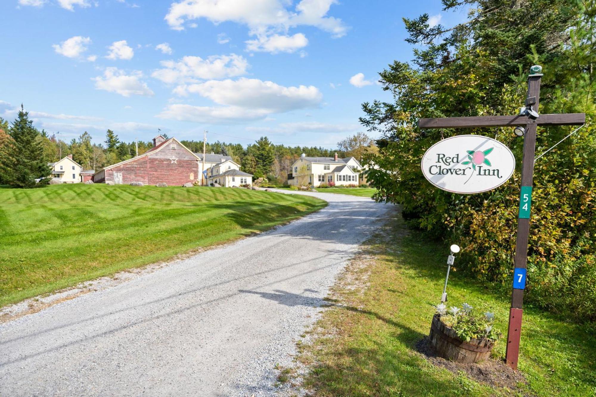 Red Clover Inn Mendon Extérieur photo