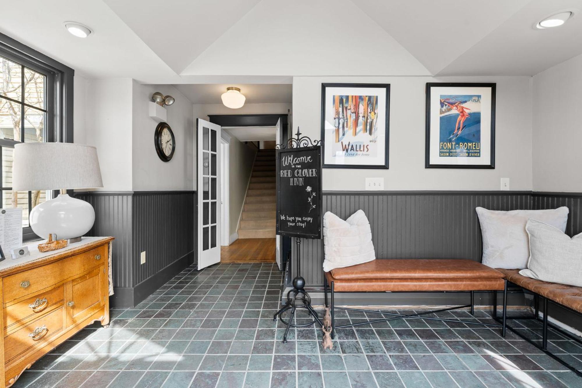 Red Clover Inn Mendon Extérieur photo